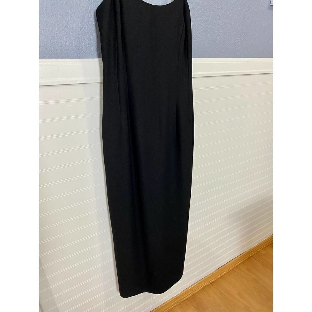 Maggy London Black Sleeveless Midi Dress